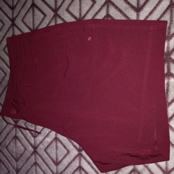 Running shorts - Picture 3 of 3